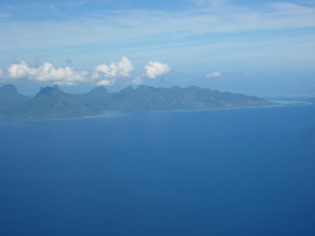 on the plane....on our way to Bora Bora