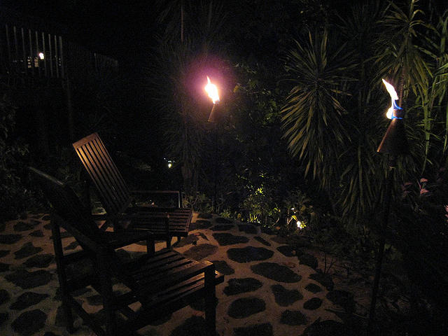 the night ambience around the hotel